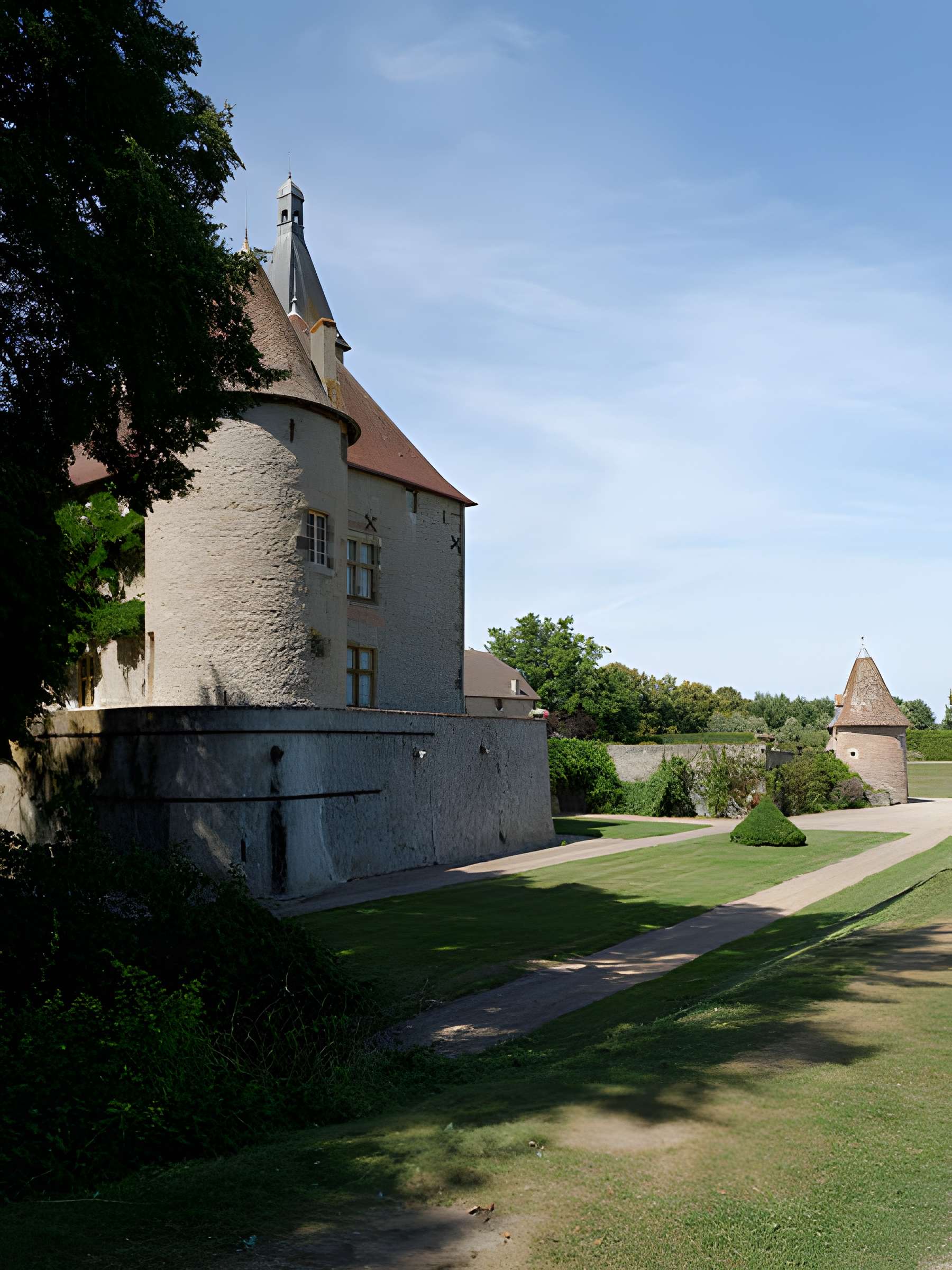 Château de Beauvoir à Saint-Pourçain-sur-Besbre