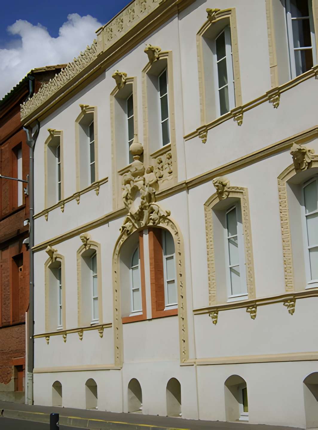 Maison en terre cuite de Virebent à Toulouse 