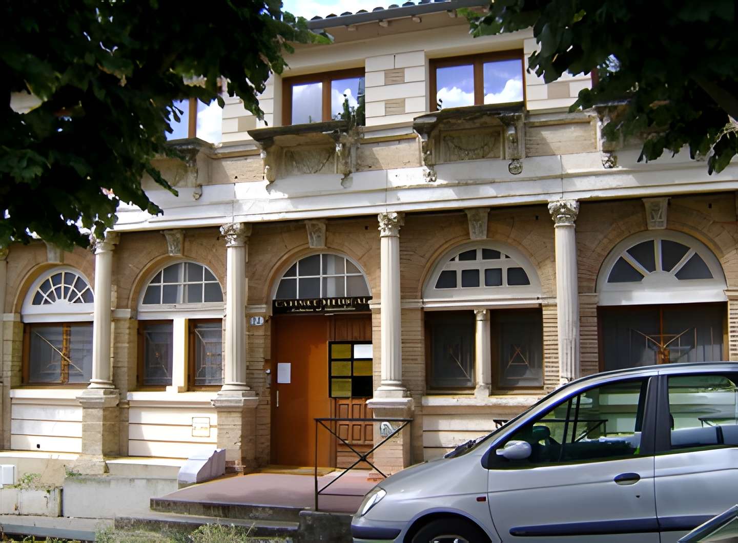 Maison en terre cuite de Virebent à Toulouse 