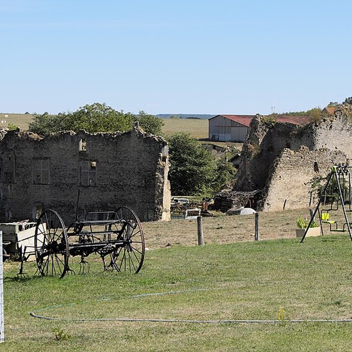 Photo de Maison forte de Thézey-Saint-Martin