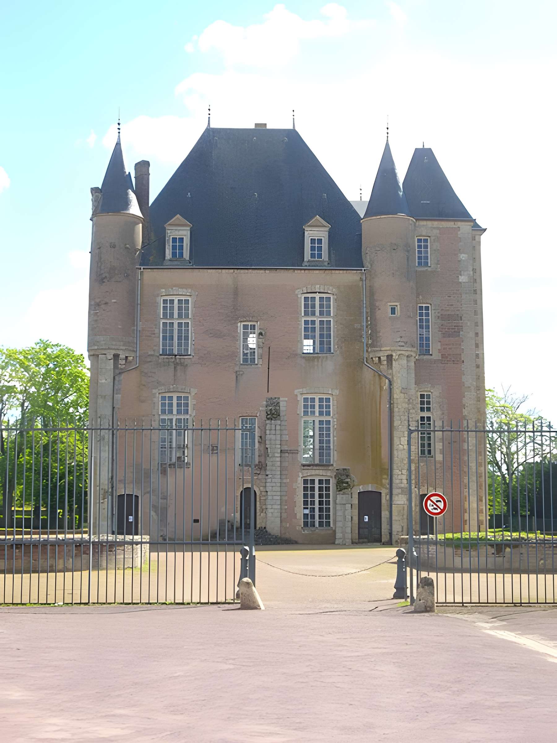 Château de Bellegarde