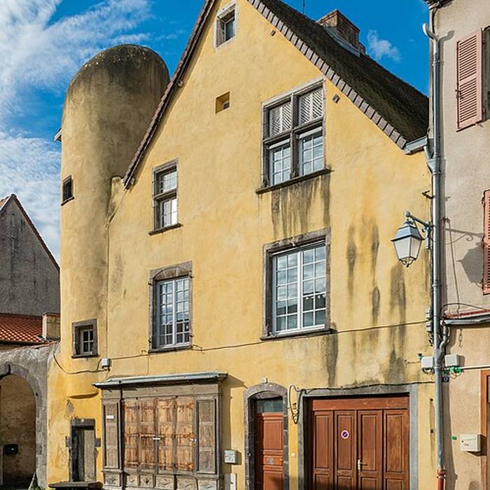 Photo de Maison Grande-Rue à Combronde