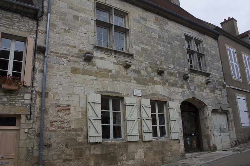 Photo de Maison natale de Théodore de Bèze à Vézelay