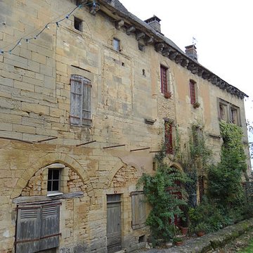 Maison noble des Croisiers à Salignac-Eyvigues
