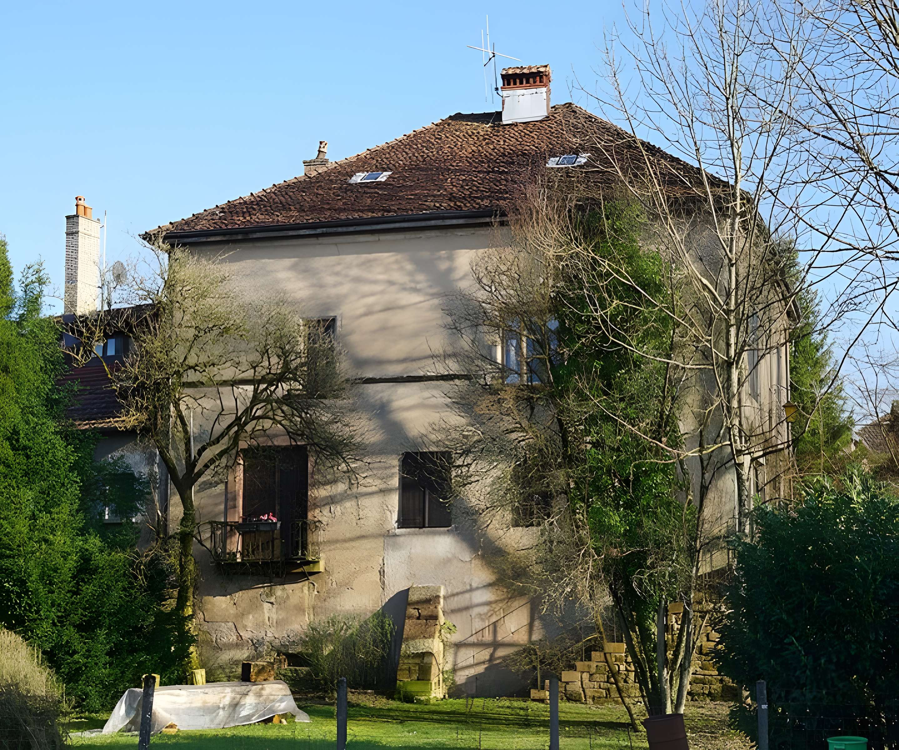 Maison Racle sur le Treige à Granges-le-Bourg 