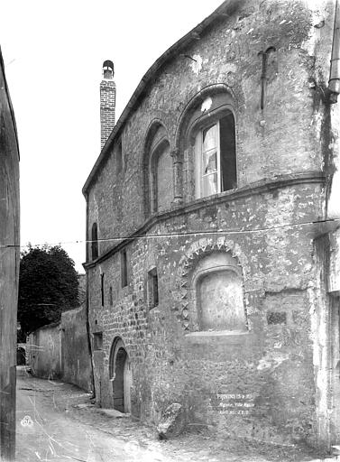 Maison romane, 12 Rue du Palais à Provins