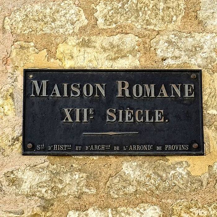 Photo de Maison romane, 12 Rue du Palais à Provins