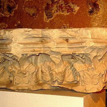 Maison romane, 12 Rue du Palais à Provins