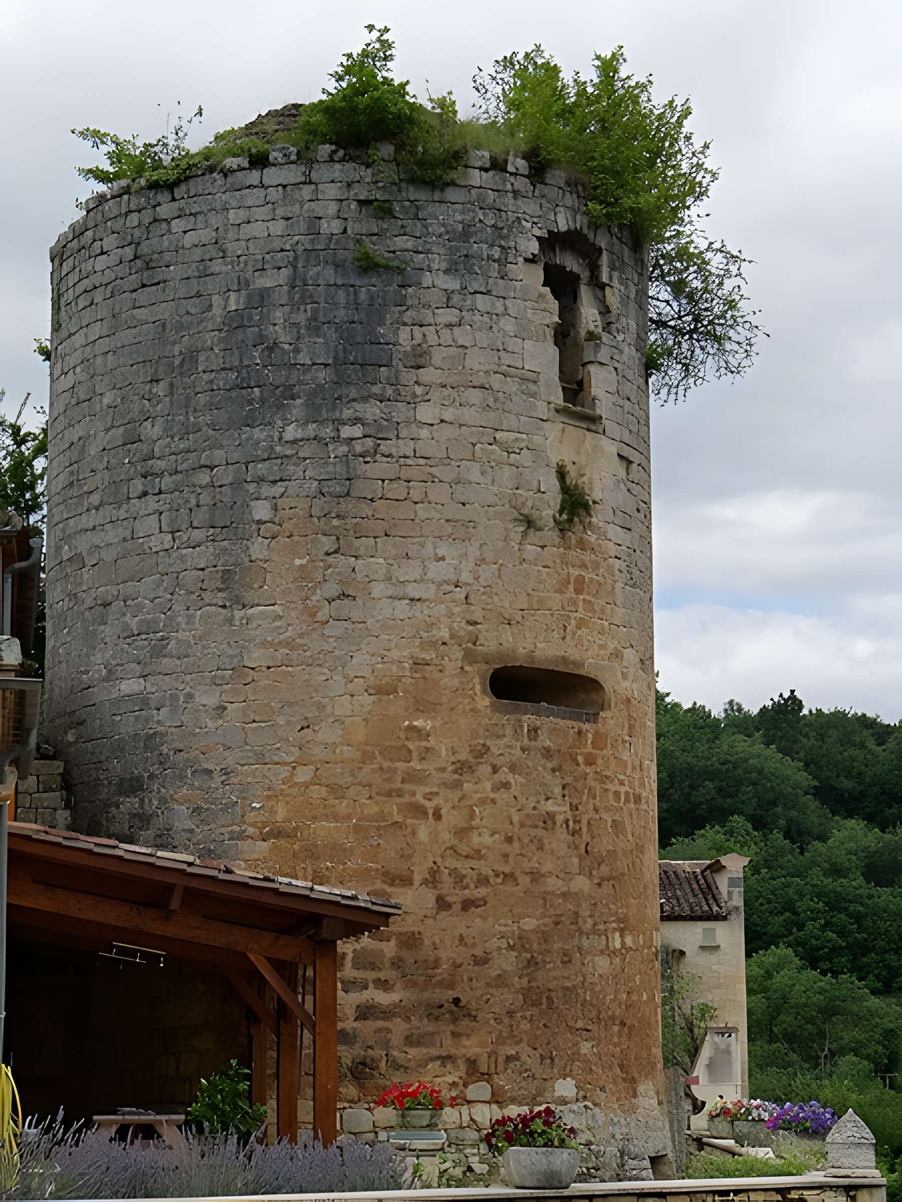 Château de Blanquefort-sur-Briolance
