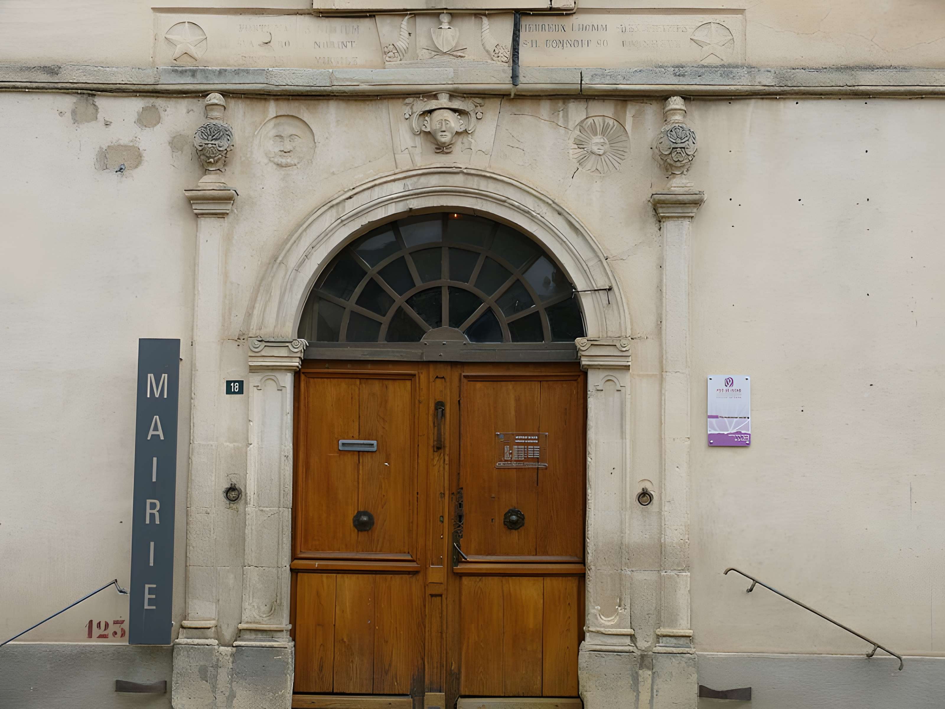 Maison Rudel du Miral à Chauriat