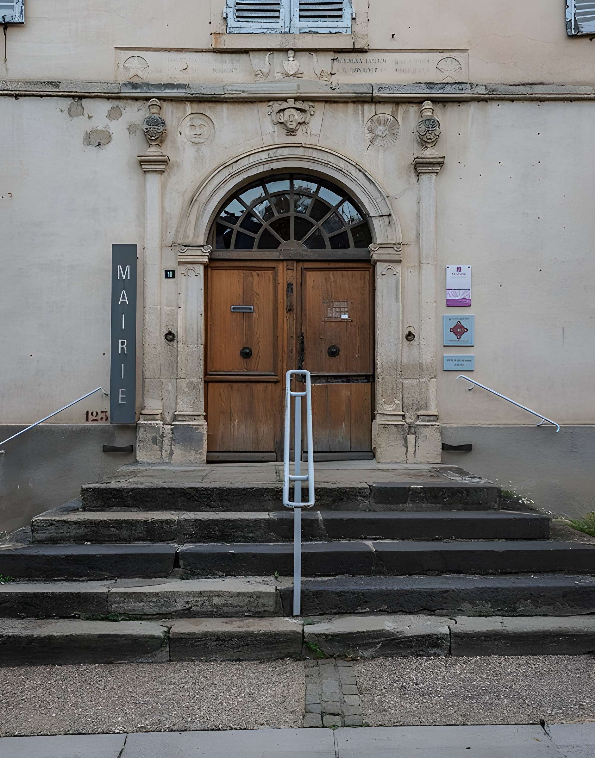 Maison Rudel du Miral à Chauriat