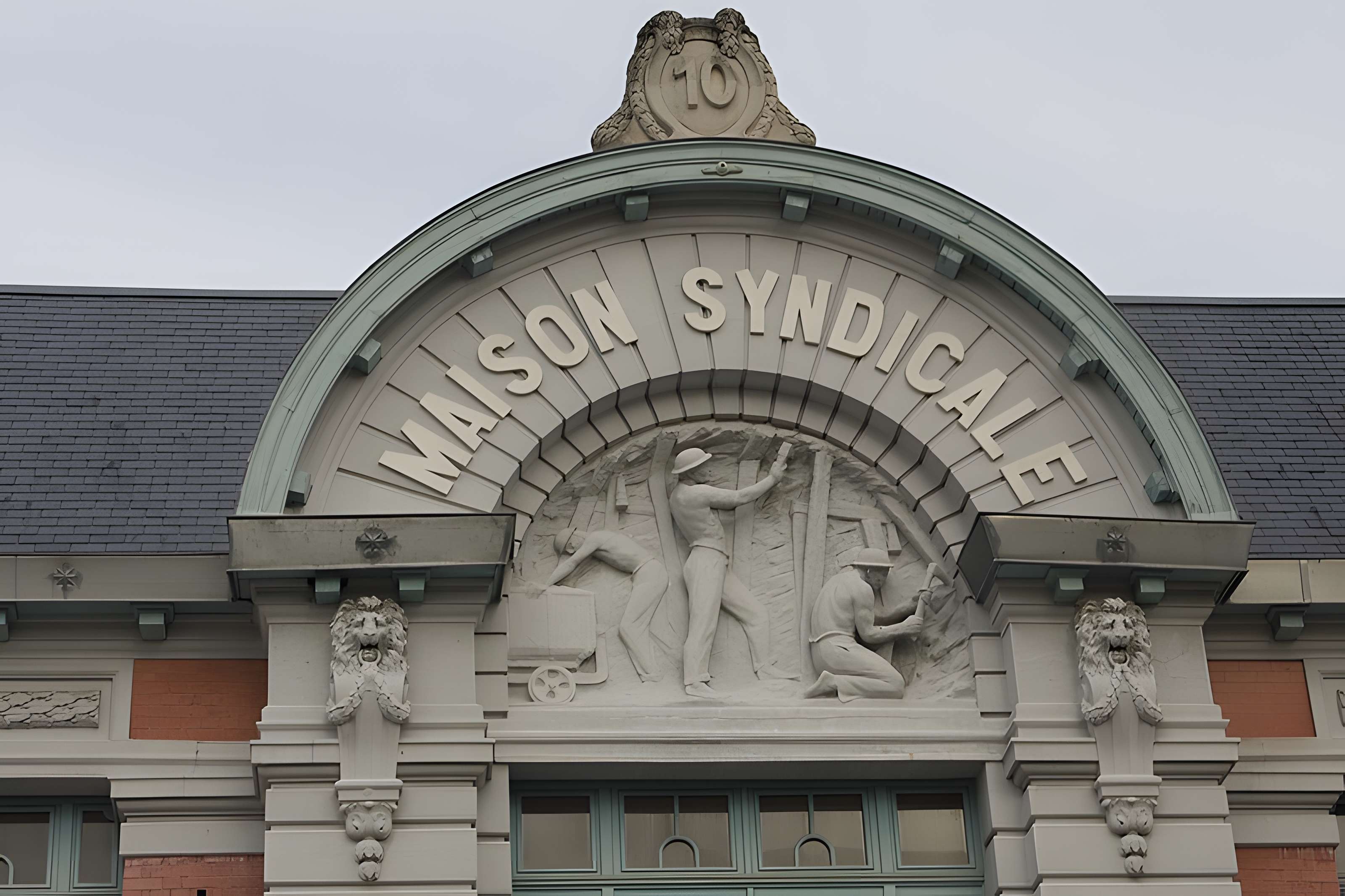 Maison syndicale des mineurs de Lens
