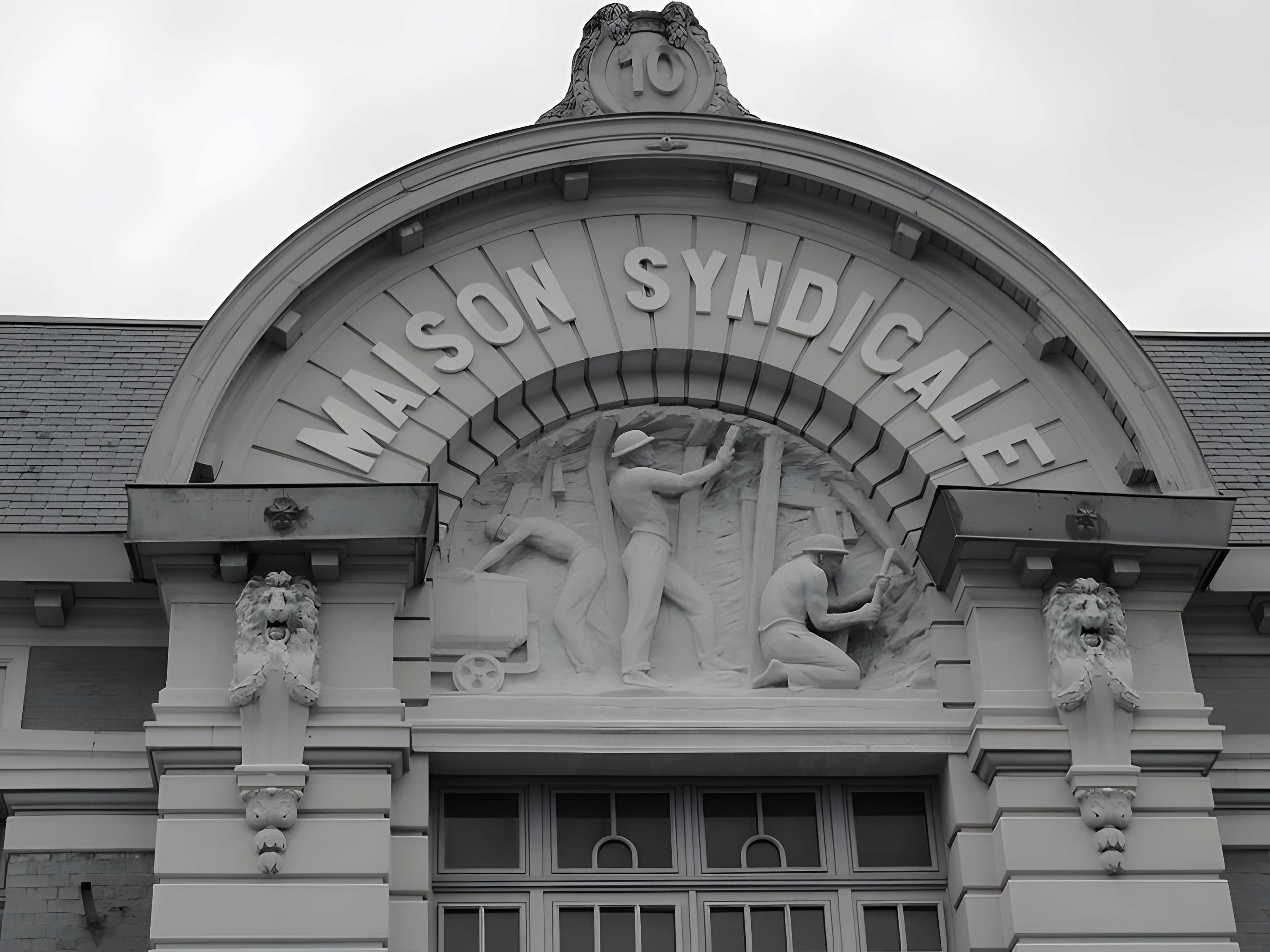 Maison syndicale des mineurs de Lens