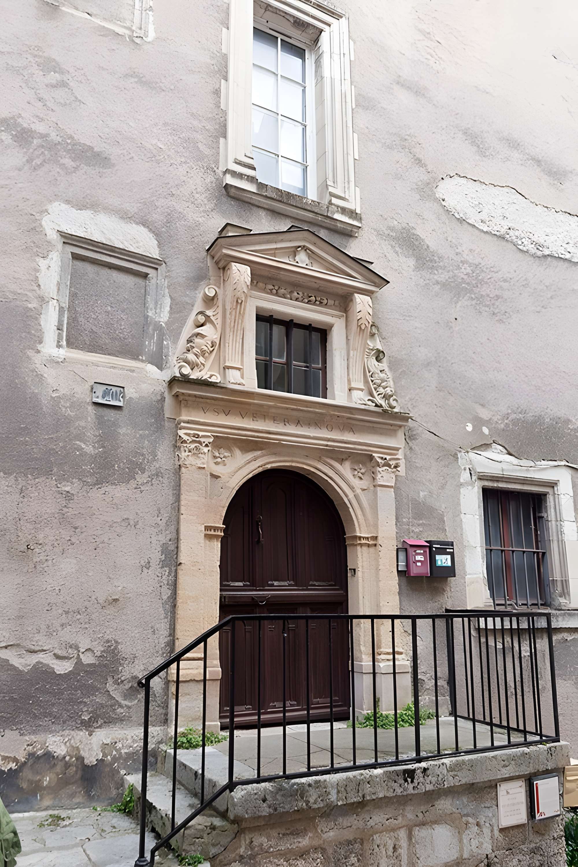 Maison, 1 Rue Pierre-de-Blois à Blois