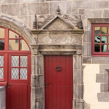 Maison, 1 Rue Sirmond à Riom