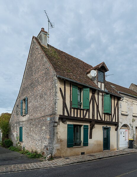 Maison, 10 Rue Saint-Jean à Provins