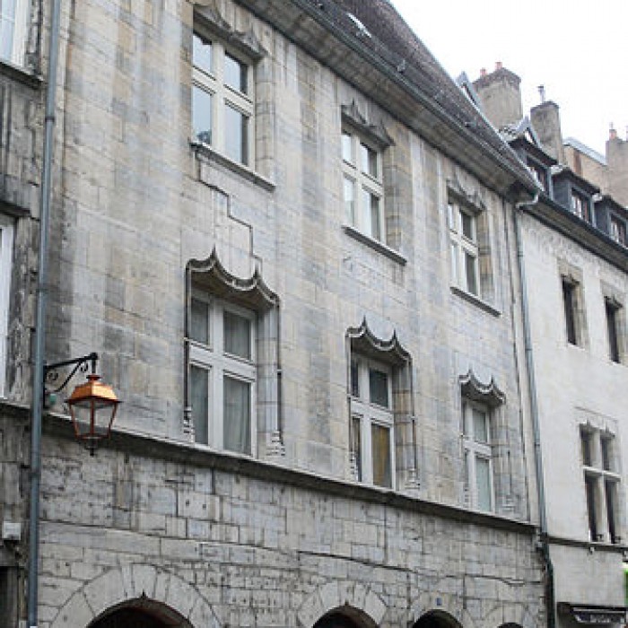 Photo de Maison, 12 Rue Battant à Besançon