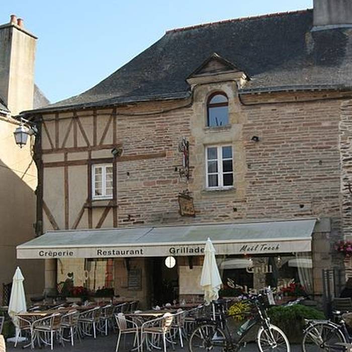 Photo de Maison, 13 Place Bouffay à Malestroit