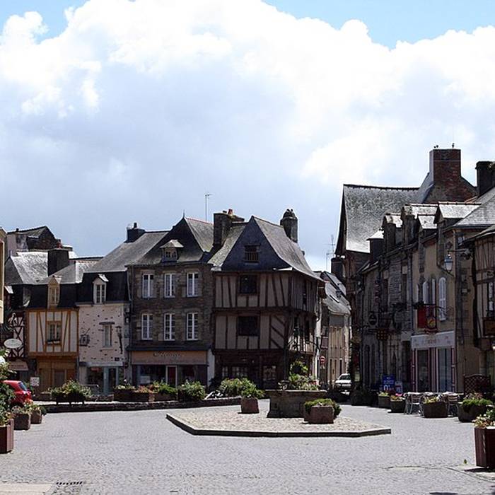 Photo de Maison, 13 Place Bouffay à Malestroit