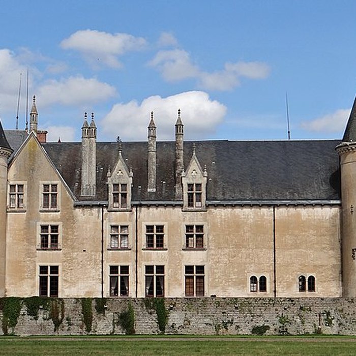 Photo de Château de Bourbilly