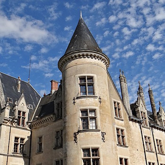 Photo de Château de Bourbilly