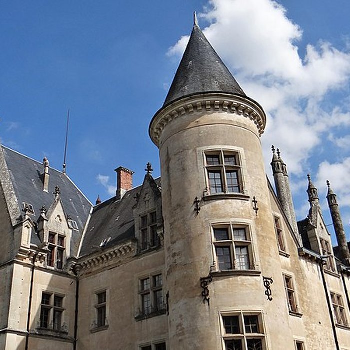 Photo de Château de Bourbilly