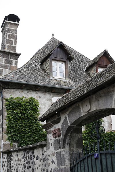 Maison, 16 Rue Bertrand à Vic-sur-Cère