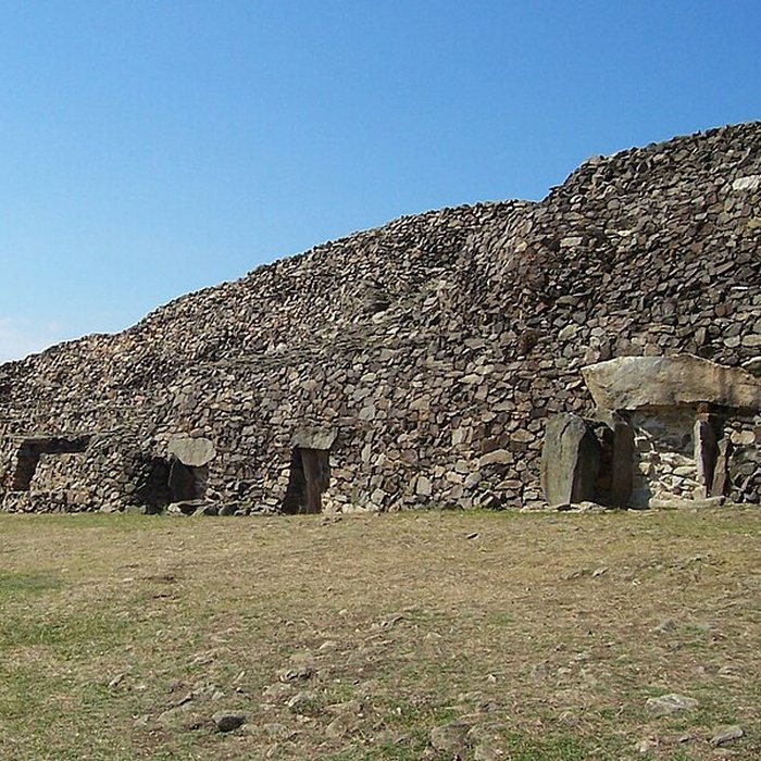 Photo de Cairn de Barnenez à Plouezoch