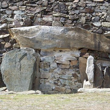 Cairn de Barnenez à Plouezoch