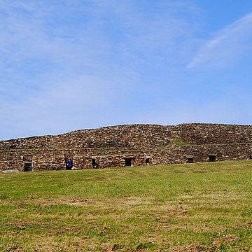 Cairn de Barnenez à Plouezoch
