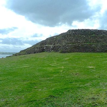 Cairn de Barnenez à Plouezoch