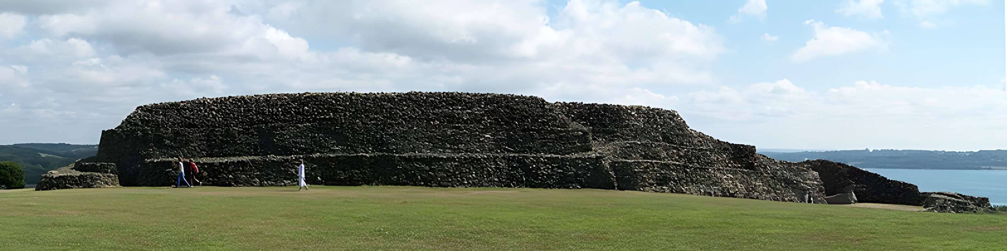Cairn de Barnenez à Plouezoc'h