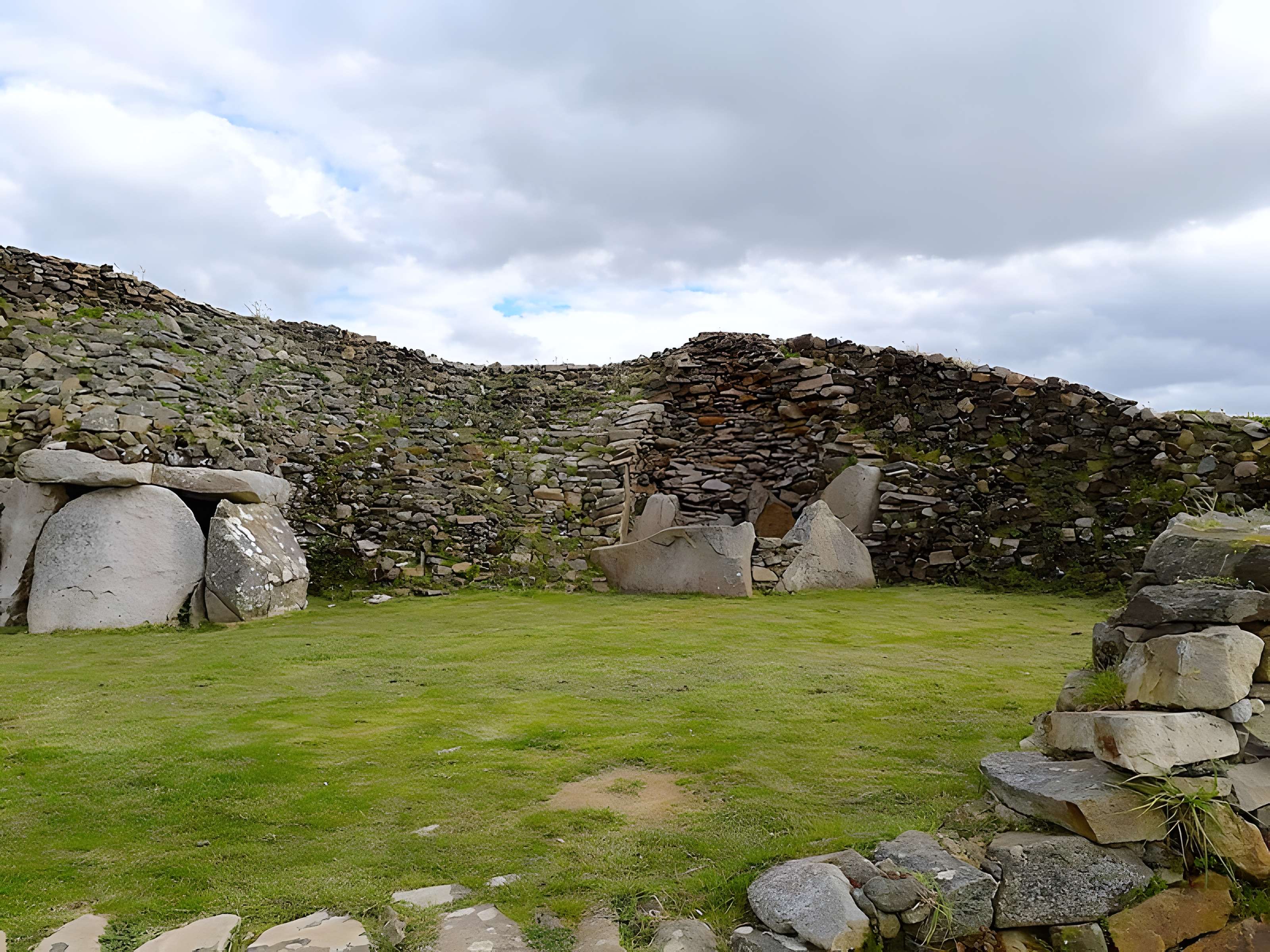 Cairn de Barnenez à Plouezoc'h