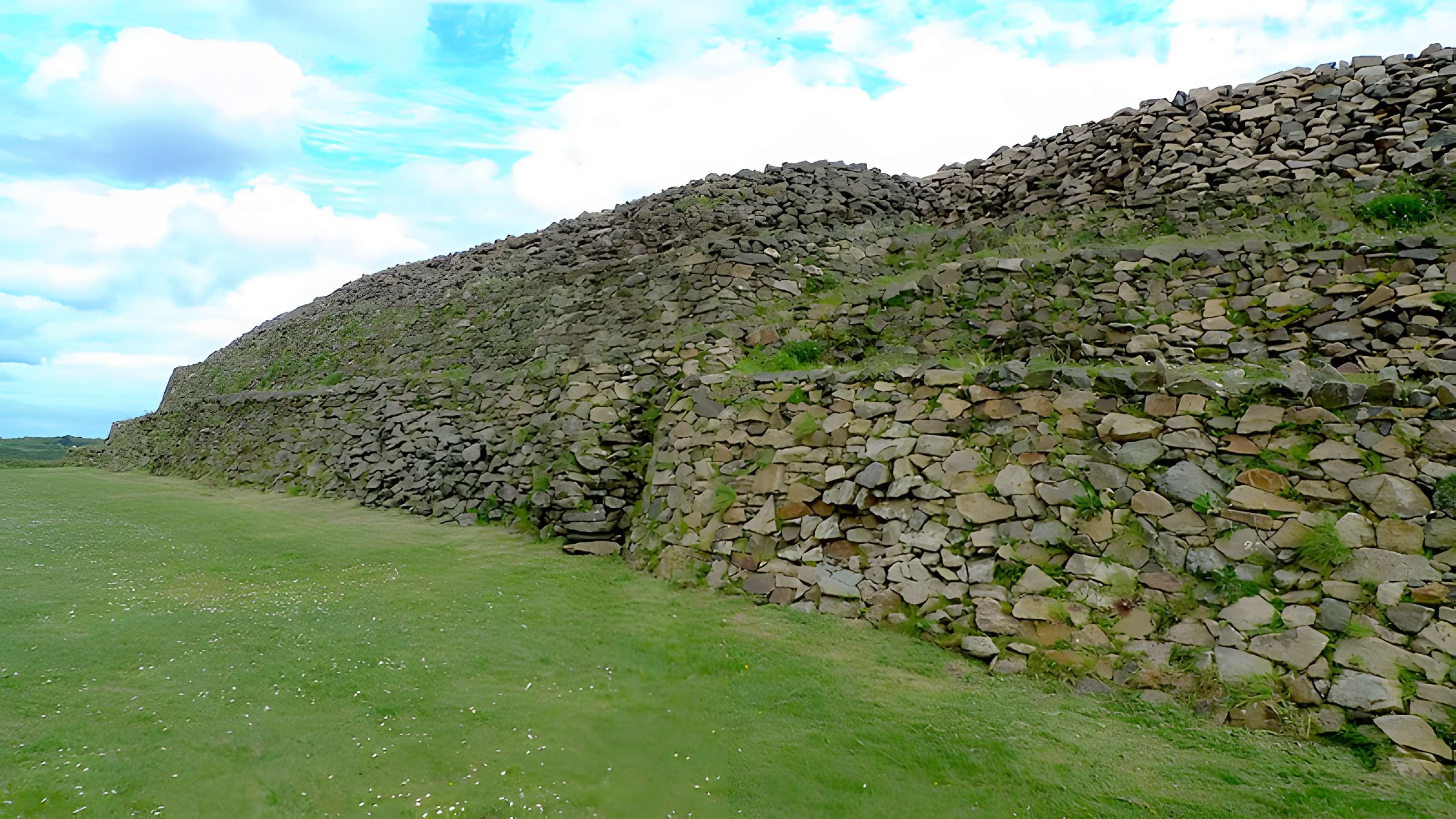 Cairn de Barnenez à Plouezoc'h