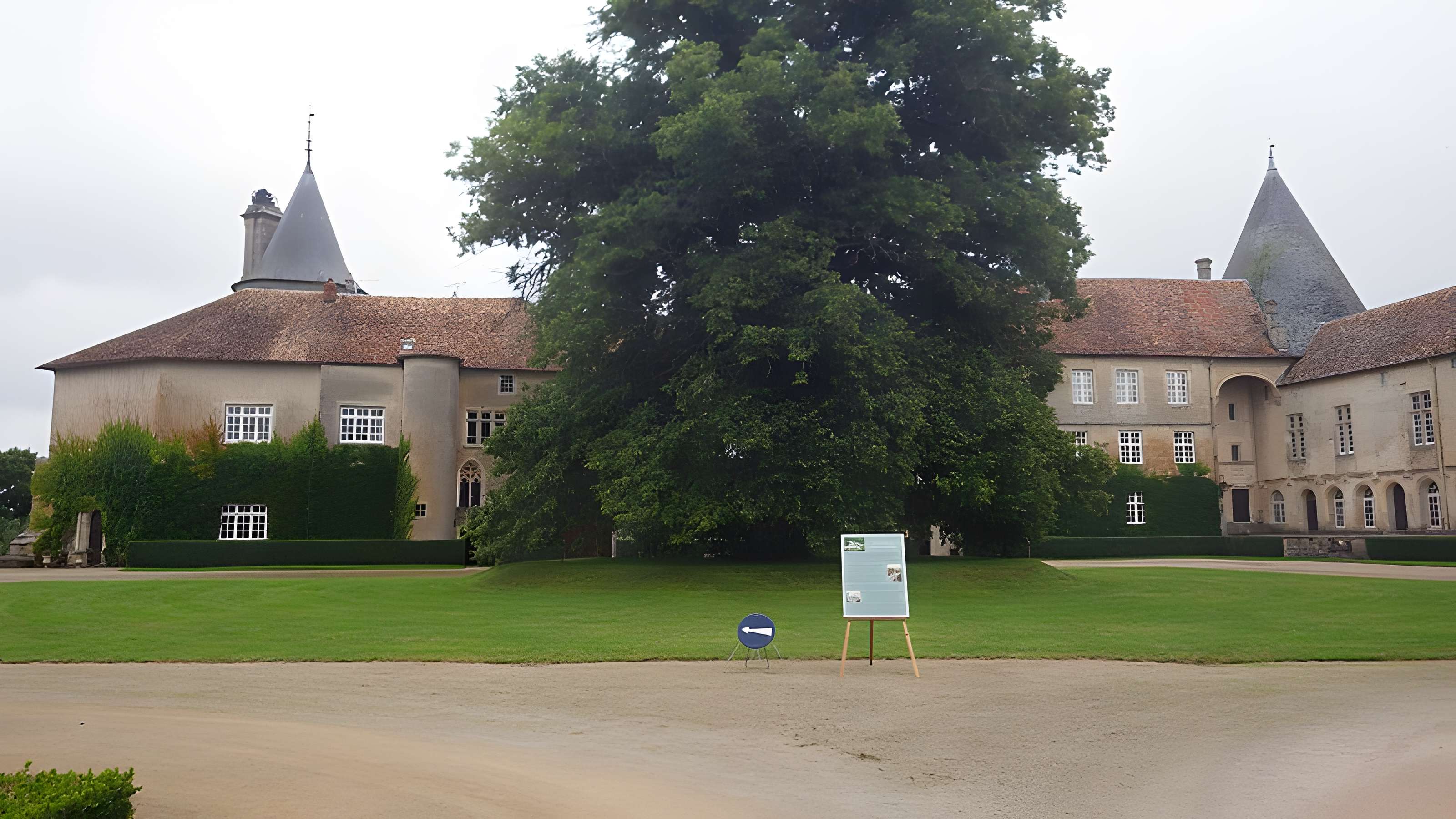 Château de Bourlémont