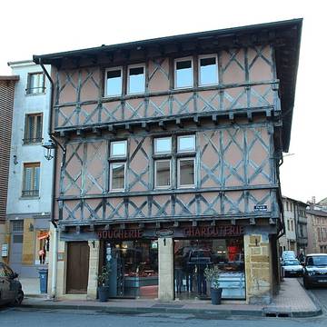 Maison, 19 place Saint-Philibert à Charlieu