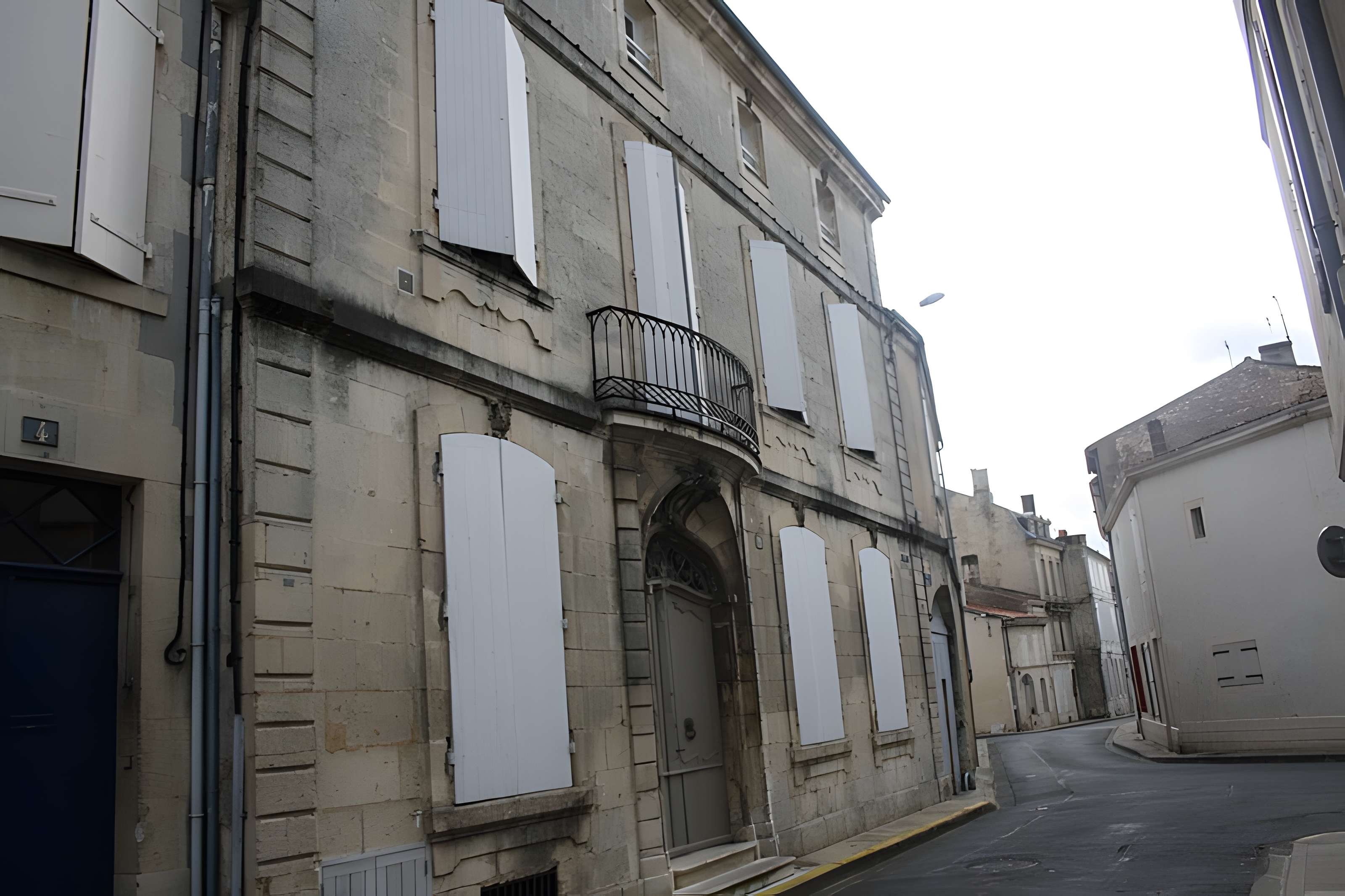 Maison, 2 Rue Tour-Ronde à Saint-Jean-d'Angély