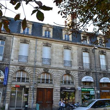 Maison, 22 Place Gambetta à Bordeaux