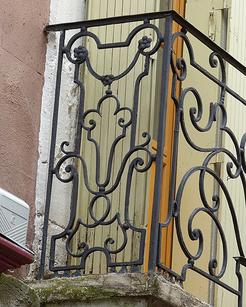 Maison, 23 Rue de l'Étoile à Nîmes