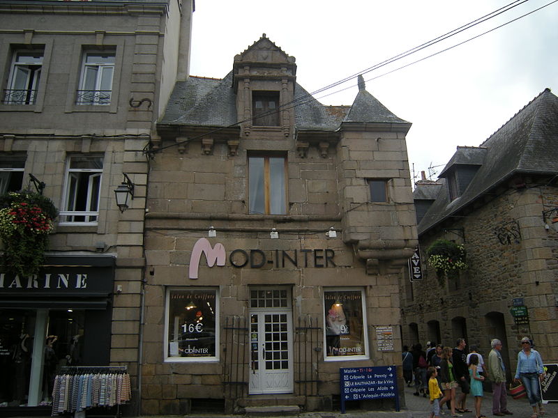 Maison, 24 Place du Martray à Paimpol