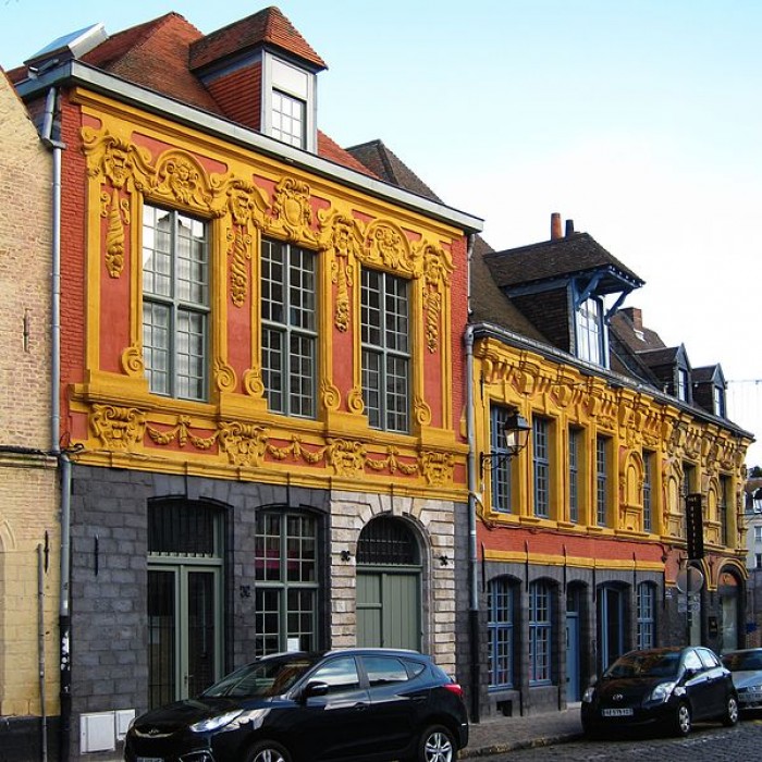 Photo de Maison, 27 Place Louise-de-Bettignies à Lille