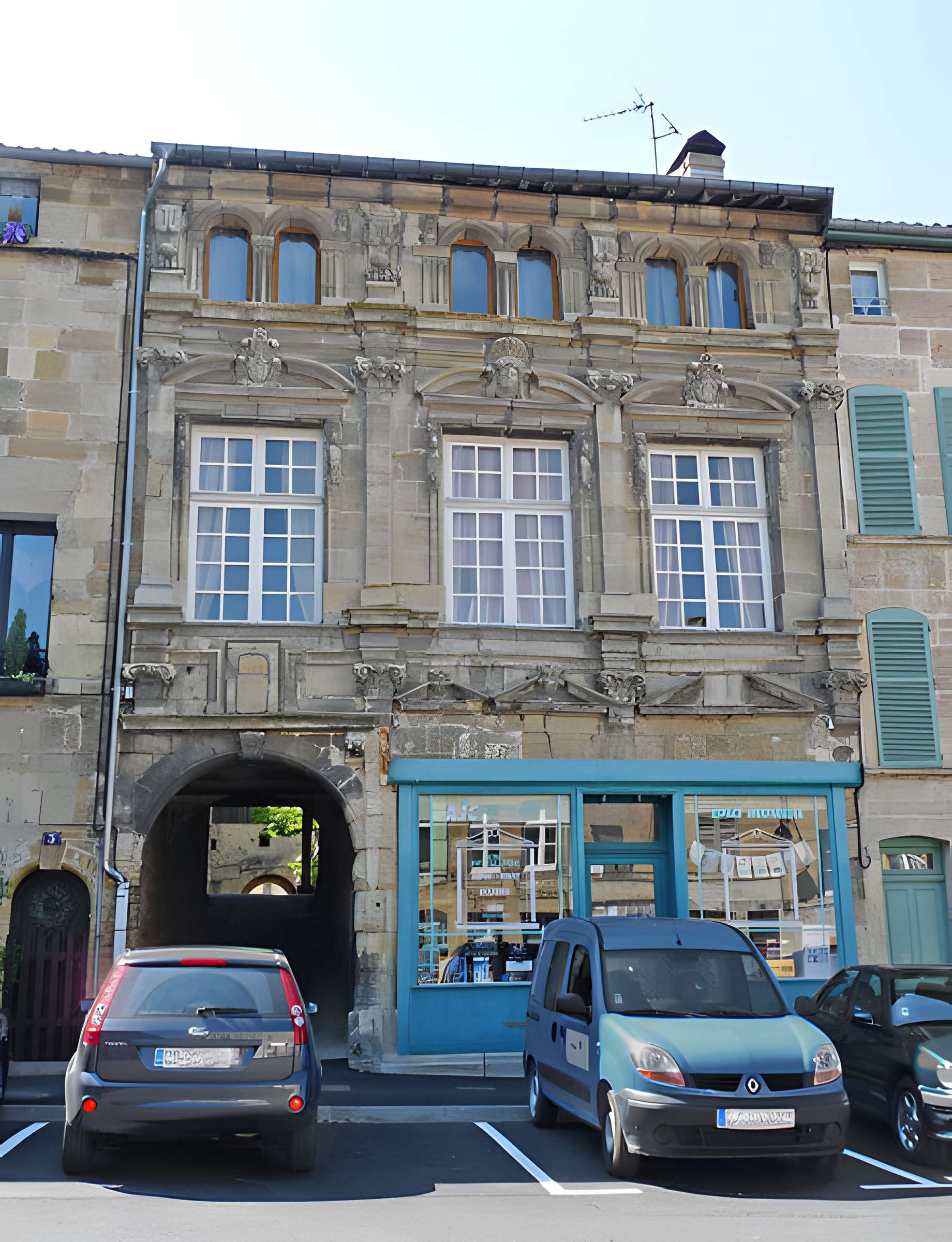 Maison, 3 Place de la Halle à Bar-le-Duc