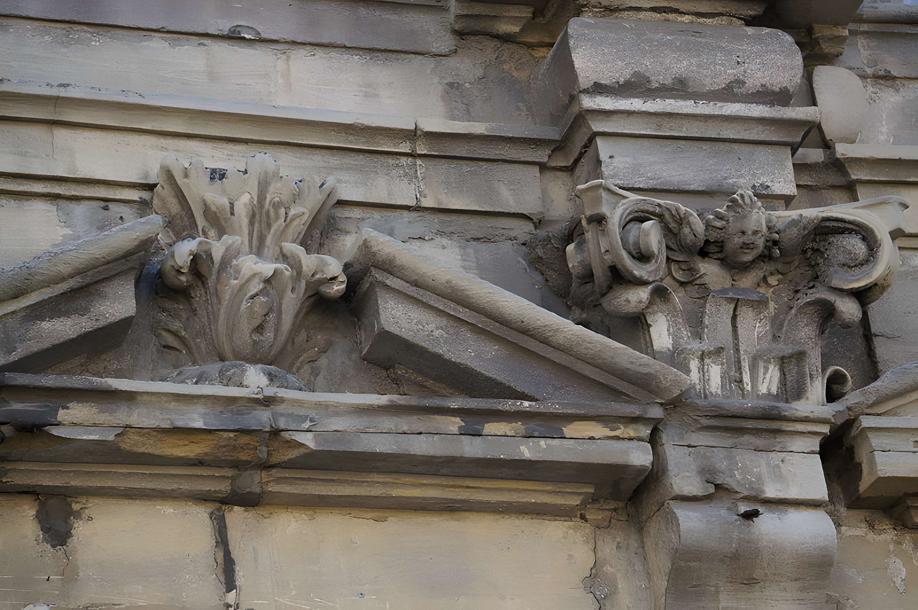 Maison, 3 Place de la Halle à Bar-le-Duc