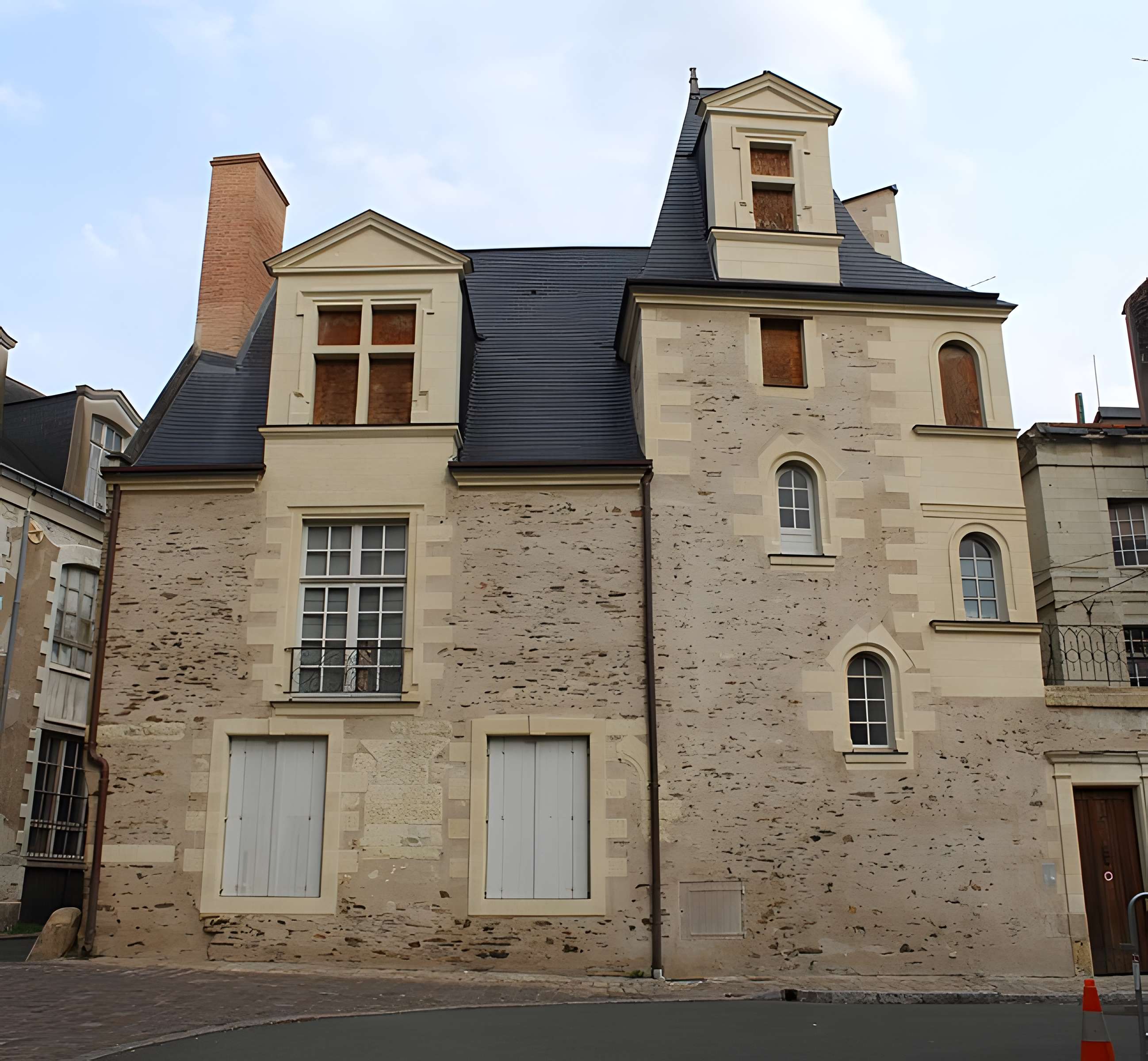 Maison, 32 Rue de l'Hommeau à Angers