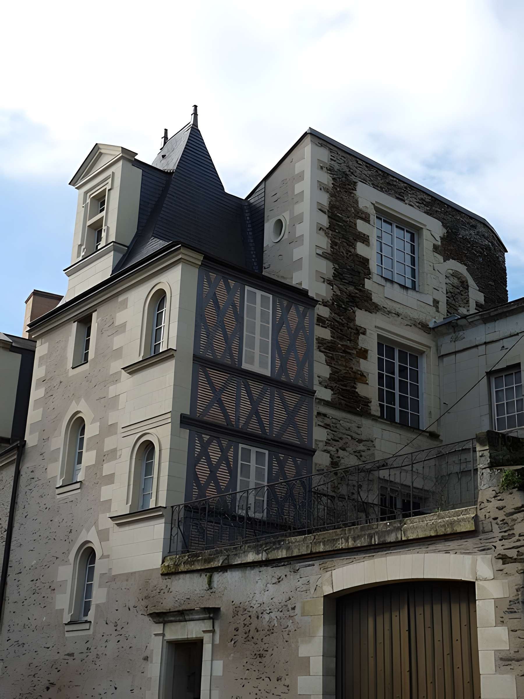 Maison, 32 Rue de l'Hommeau à Angers