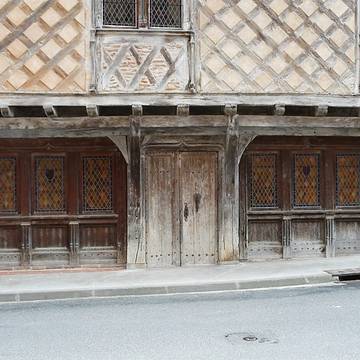 Maison, 5 Place de Lastic à Rieux-Volvestre