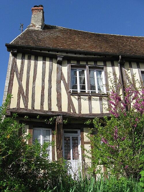 Maison, 56 Rue Saint-Thibault à Provins