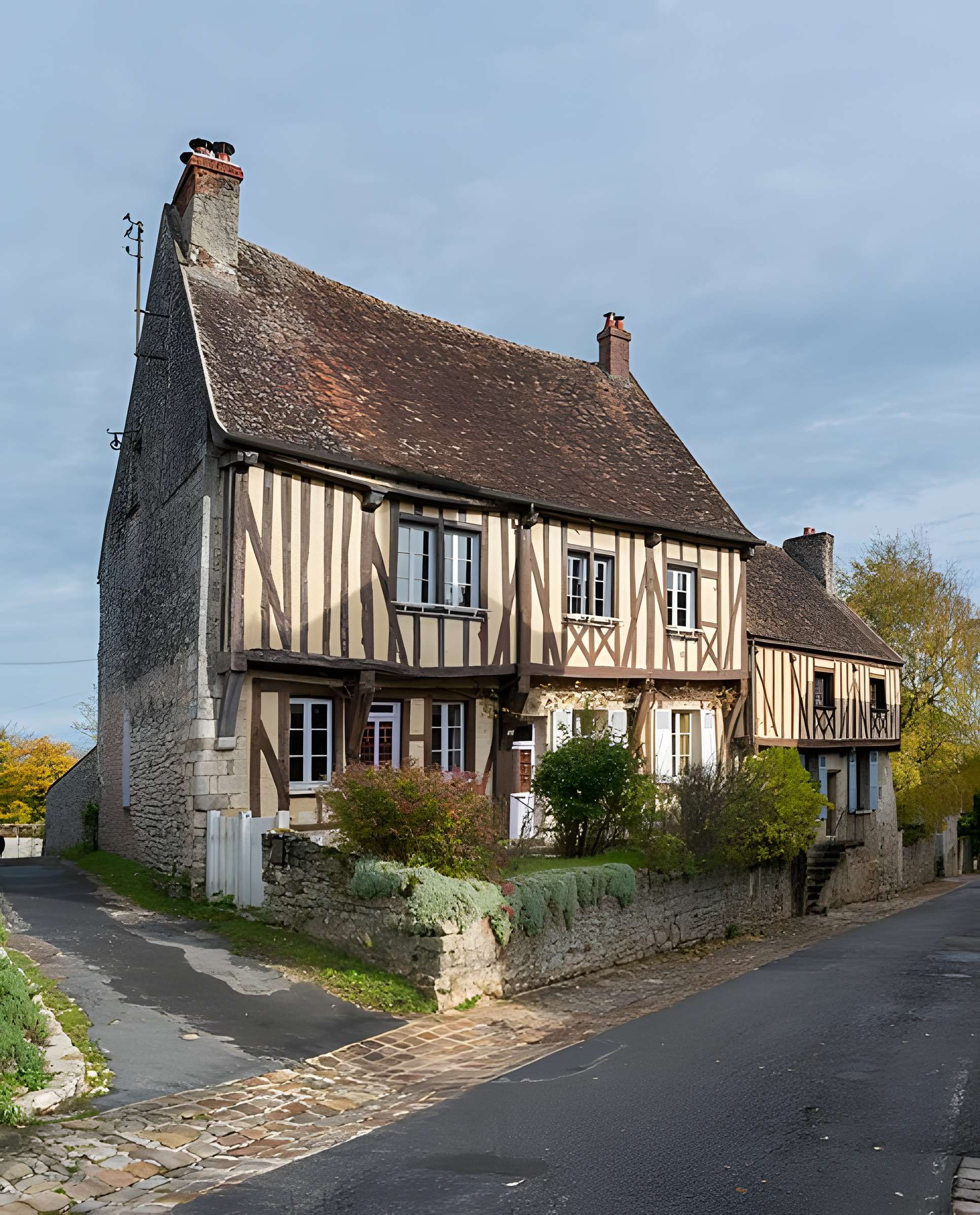Maison, 56 Rue Saint-Thibault à Provins