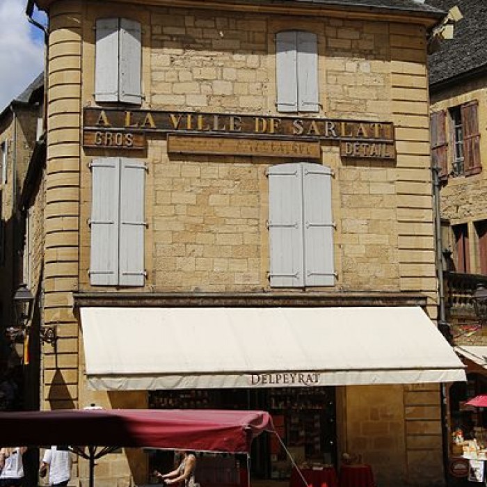 Photo de Maison, 8 Place du Peyrou à Sarlat-la-Canéda