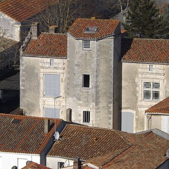 Photo de Maison, 82 Rue Georges-Clemenceau à Marennes